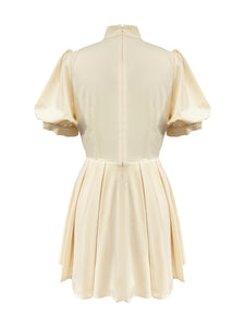 Retro Elegance Dress – Color Soft Vanilla with Floral Details
